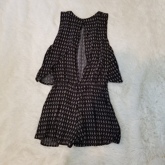 $5 sale! NWT Black Boutique Romper - Picture 5 of 6